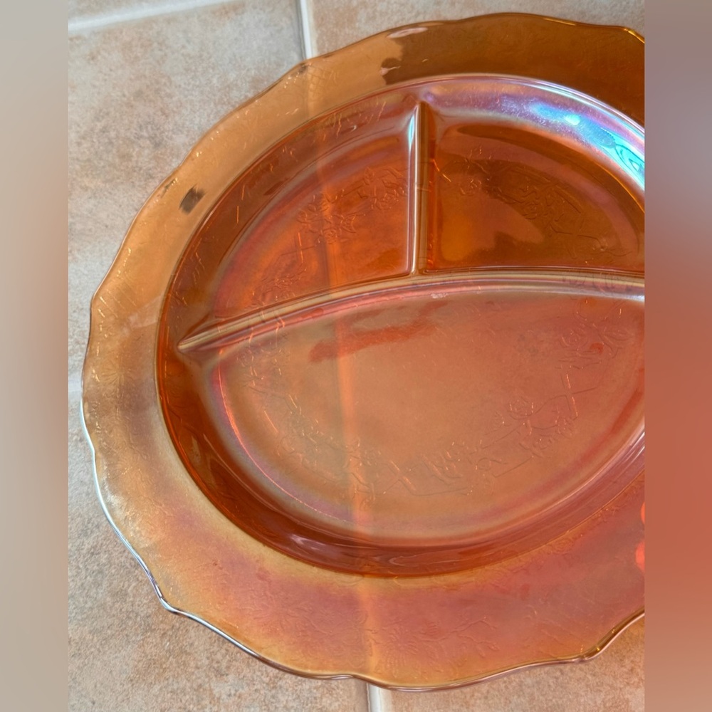 Vintage Federal Glass Iridescent Divided Plate✨ - Picture 9 of 12